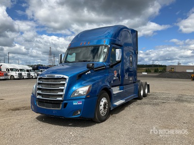 2019 Freightliner Cascadia 126 6x4 تراكتور شاحنة كابينة النوم (ثنائية المحور)