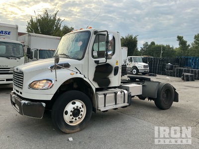 2014 Freightliner M2 4x2 تراكتور شاحنة (أحادي المحور)