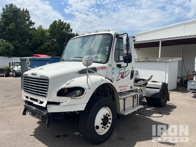 2014 Freightliner K10 4x2 Day Cab Truck Tractor (Inoperable)
