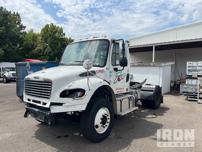 2014 Freightliner K10 4x2 تراكتور شاحنة (أحادي المحور) (Inoperable)
