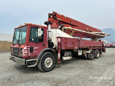 2007 Mack MRU688S Concrete Pump Truck