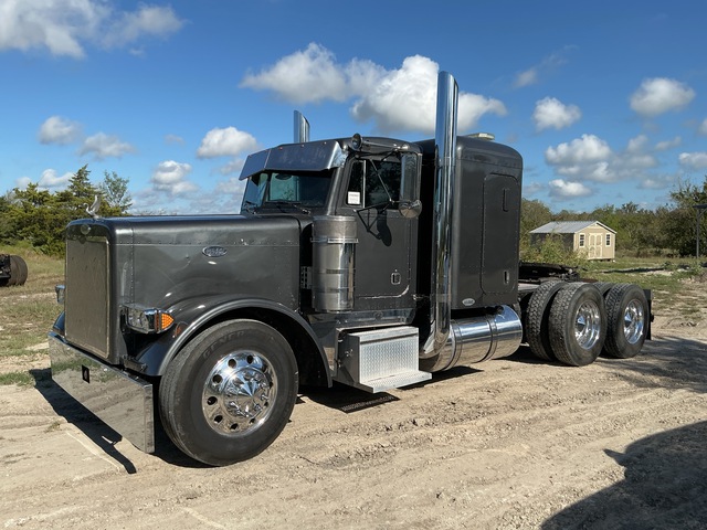 2000 Peterbilt 379 6x4 T/A Sleeper Truck Tractor