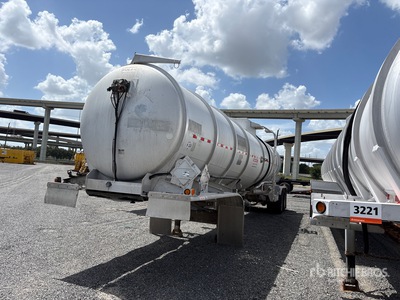 2013 Polar MC407 9210 gal T/A Tanker Trailer
