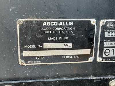 AGCO 8765 جرار ذو دفع رباعي