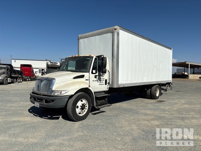 2015 International 4300 4x2 Van Truck