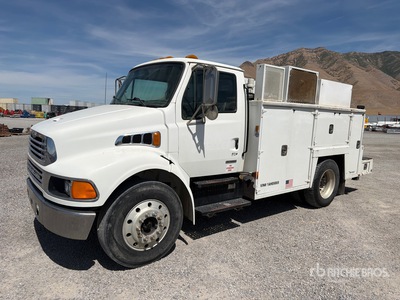 2001 Sterling M65000 Acterra 4x2 Servicewagen
