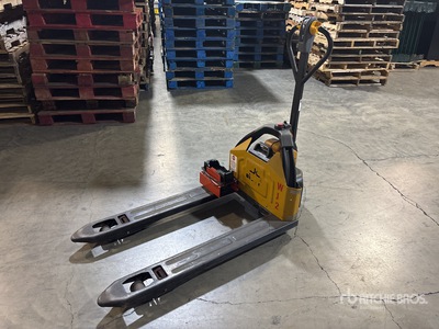 2016 Jungheinrich Electric Transpalette