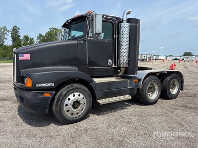 1995 Kenworth T4 6x4 トラックトラクター(T/A)