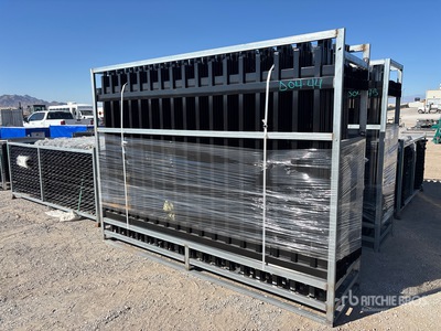 Quantity of 10 ft x 7 ft Galvanized Black Clôture (Unused)