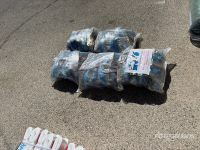 Quantity of (50) 2.4 in x 33 ft Blue Pack Heavy Duty Ratchet Straps (Unused)