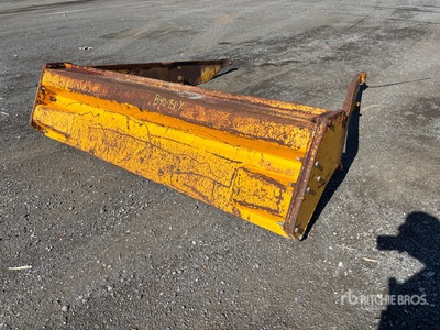 Articulated Dump Truck Tailgate