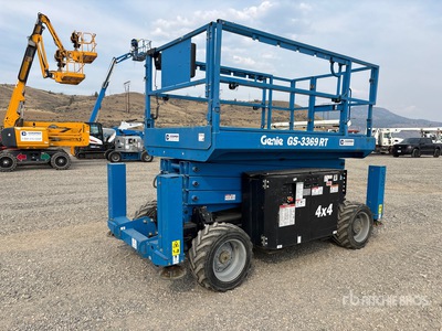 2016 Genie GS-3369RT 4x4 Diesel منصة رفع متحركة