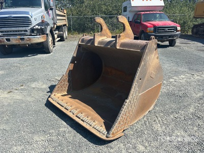 66 in Cleanup Excavator Bucket - Fits Cat 324EL