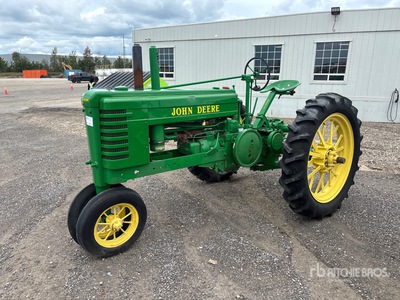 1940 John Deere Model B 2WD Narrow Front Tractor histórico