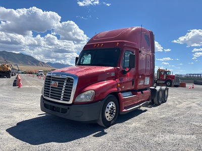 2012 Freightliner Cascadia 125 6x4 T/A Sleeper Truck Tractor