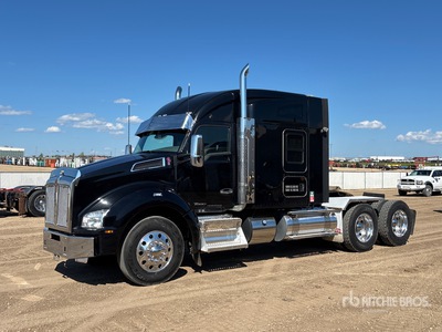 2019 Kenworth T880 6x4 T/A Sleeper Truck Tractor