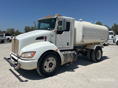 2017 Kenworth T270 2000 gal 4x2 Water Truck