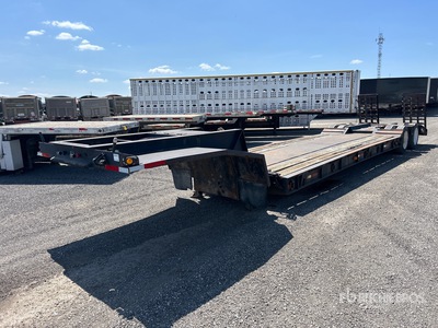 1994 J.C. T/A Removable Gooseneck Lowboy Trailer