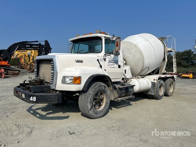 1995 Ford LTLS9000 6x4 Mixer Truck