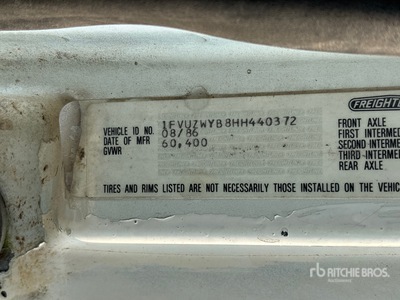 1987 Freightliner FLC112 6x4 Camion mélangeur
