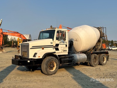 1987 Freightliner FLC112 6x4 Mixer Truck