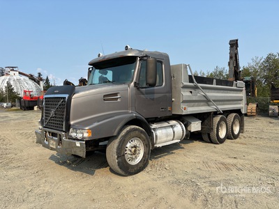 2005 Volvo 6x4 T/A Dump Truck