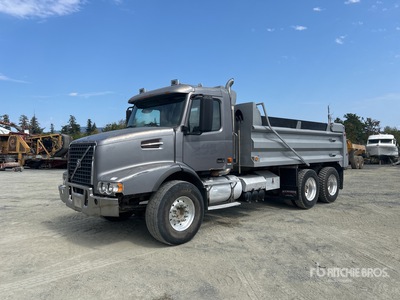 2007 Volvo VHD 6x4 T/A Dump Truck