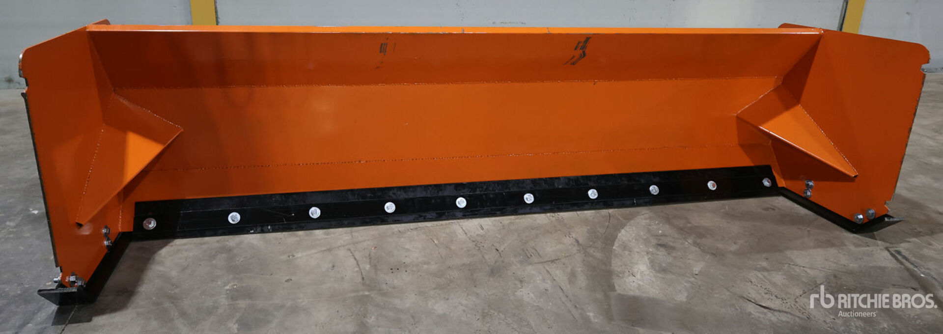 2025 Kit Containers QT-SP-10-23 120 in Skid Steer Snow Pusher (Unused)