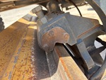 Chassis with Tiras de desgaste del deslizamiento de la vertedera