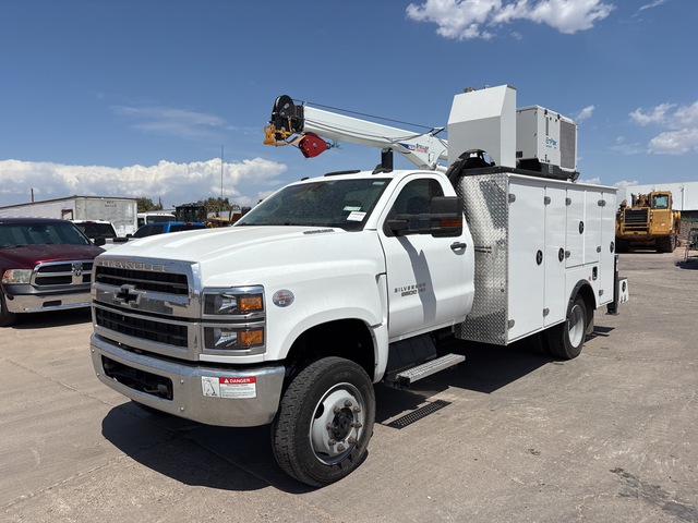 2022 Chevrolet Silverado 6500HD 4x4 Service Truck