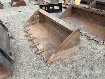 68 in General Purpose Skid Steer Bucket