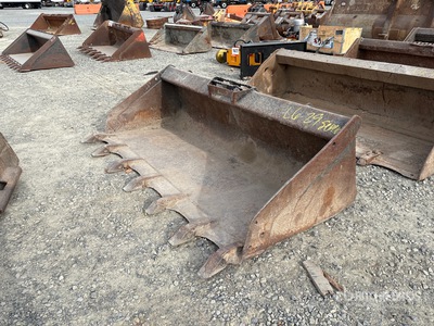66 in General Purpose Skid Steer Bucket