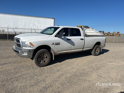 2017 Ram 3500 SLT 4x4 Crew Cab Pickup