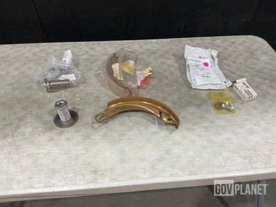 (1) Rigid Connecting Link, (1) Pressure Bellows & Assorted Items