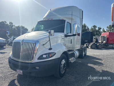 2020 International RH 6x4 Tracteur routier couchette (Inoperable)