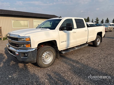 2016 Chevrolet Silverado 3500HD LT 4x4 Crew Cab Pickup