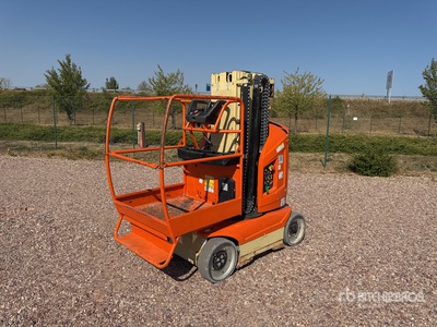 2013 JLG TOUCAN 8E Nacelle A Mat Droit Vertical Vertical Mast Lift