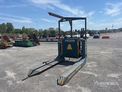 2014 Amadas RMH1000 98 in 3-Point Round Cotton Module - Round Hay Bale Stacker شوكات القش