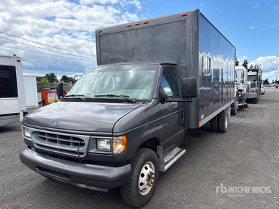 1997 Ford E-450 4x2 Utility Truck