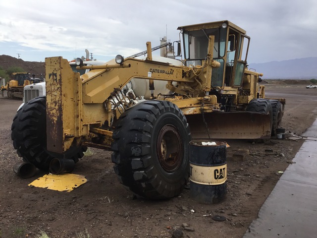 1976 Cat 16G Motor Grader (Inoperable)