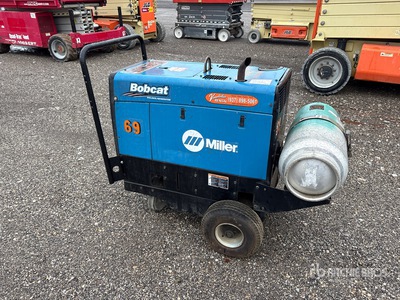 2013 Miller Bobcat 250 250 A Mobile Multi-Process Engine Driven Welder