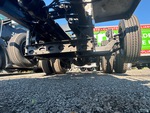 Underbody with Non-Driven Drop Axle (1)