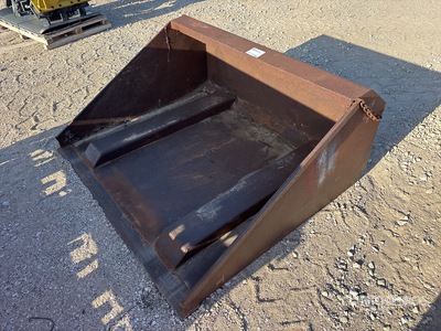 60 in Telehandler Bucket