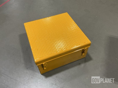 (3) Wheeler Bros 824-5R4299 Battery Boxes