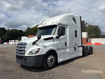 2019 Freightliner 126 6x4 T/A Slaapcabine Trekker