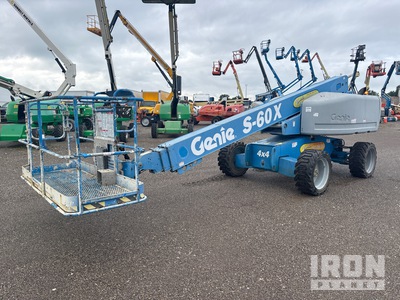 2013 Genie S-60X 4WD Diesel رافعة تليسكوبية بذراع تطويل