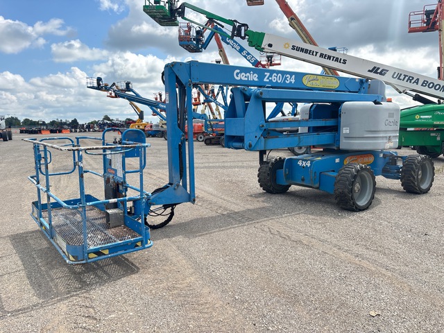 2013 Genie Z-60 4WD Diesel Articulating Boom Lift 2013 Genie Z-60 4WD Diesel Articulating Boom Lift