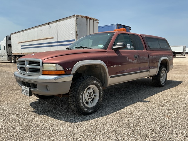 2000 Dodge Dakota 4x4 Extended Cab Pickup
