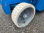 Chassis with Right Rear Tire