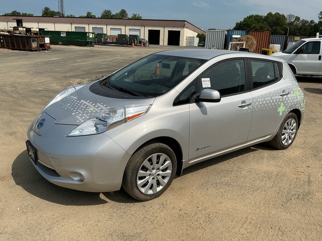 2015 Nissan Leaf S Sedan